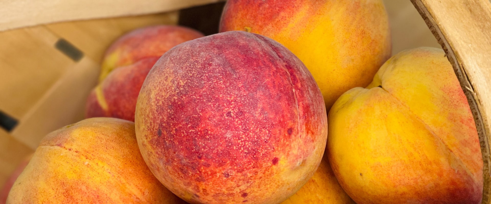 How to Blanch Peaches to Maximize the Freshness of Farm Produce